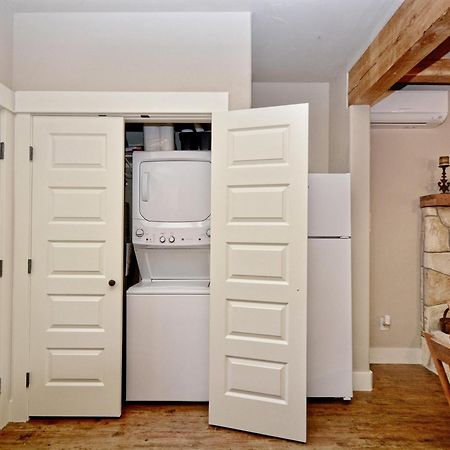 Cabins At Flite Acres - Mountain Laurel Wimberley Exteriör bild